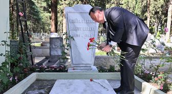 'Manisa Tarzanı' Ahmet Bedevi mezarı başında anıldı