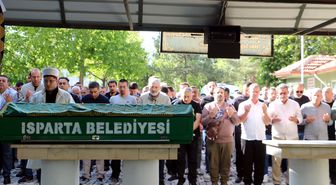 Profesör ile 3 kişi, zincirleme kazada hayatını kaybetti