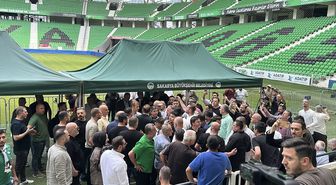 Sakaryaspor'un olağan genel kurulu 'gerginlik' nedeniyle ertelendi
