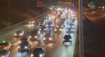 Bayram tatili dönüşü İstanbul girişinde trafik yoğunluğu