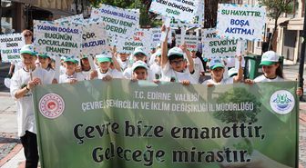 Edirne'de Çevre Haftası etkinlikleri çelenk sunma töreniyle başladı