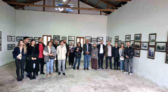 İletişim Fakültesi öğrencileri Kozan'ın kurtuluşuna tanıklık eden tarihi belgeleri yerinde inceledi