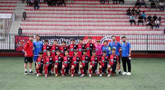 İstanbul Kastamonuspor U13 takımı şampiyon oldu