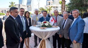 İzmir Adliyesi'nde geleneksel bayramlaşma töreni