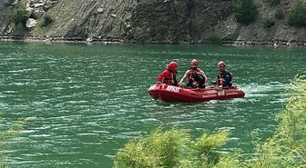 Kahramanmaraş'ta nehirde kaybolan kişiyi arama çalışmaları sürüyor
