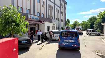 Kuzenini silahla vurarak yaraladı