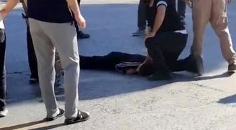 Okul servisi scooterle çocuğa ardından otomobile çarptı: 2 yaralı