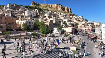 Tarihi kent Mardin, bayramda turistlerin gözdesi oldu