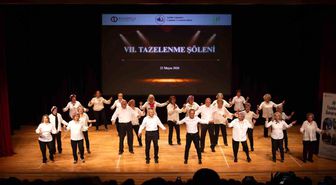 Tazelenme Üniversitesi dönem sonunu şölen ile kutladı