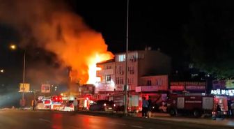 Bursa'da iki katlı ev alev topuna döndü