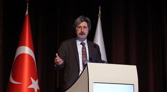 BUÜ'de 'Bağımlılığın Yeni Yüzü: Tütün Endüstrisinin Evrimi' sempozyumu düzenlendi