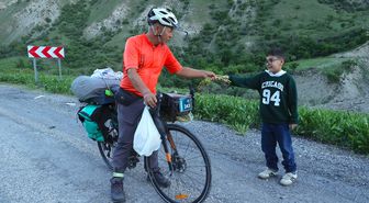 Emekli öğretmen bisikletle 80 ili gezdi