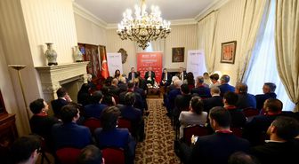 Bakan Bolat Paris'te Türk İş İnsanlarıyla Buluştu
