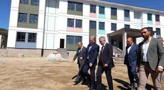 Vali Çelik, okul inşaatını inceledi