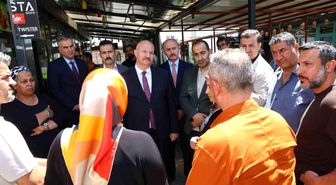 Vali Küçük, Balıkesir Çarşısı'nda esnaf ve vatandaşlarla buluştu