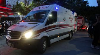 Antalya'da Dönerci Dükkanında Çalışan İşçi Yük Asansöründen Düştü