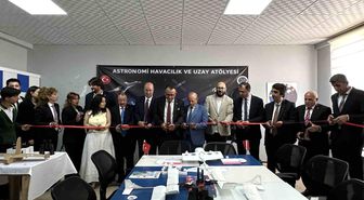 Yüksekova'da 'Astronomi, Havacılık ve Uzay Atölyesi' açıldı