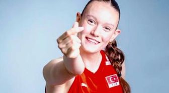 Aylin Uysalcan kimdir, Aylin Uysalcan kaç yaşında, evli mi, bekar mı, hangi takımda oynuyor?