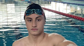 Belediye havuzunda başladığı yüzmede olimpiyat hedefiyle kulaç atıyor