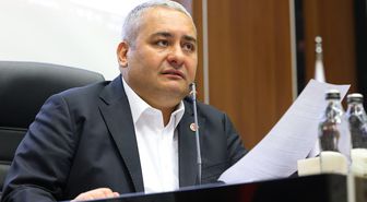 CHP'den istifa etmişti! Mesut Özarslan, CHP'nin yeni MYK üyelerine tebrik çiçeği gönderdi