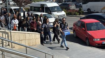 Nevşehir merkezli 'yasa dışı bahis' operasyonunda yakalanan şüphelilerden 34'ü adliyede