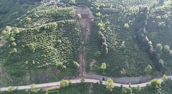 Ordu'da heyelan nedeniyle kapanan yol ulaşıma açıldı