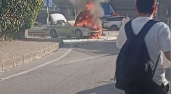Şişli'de otomobil alev aldı