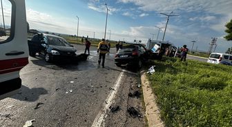 Yozgat'ta iki otomobilin çarpıştığı kazada 7 kişi yaralandı
