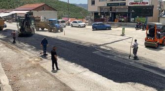 Çelikhan'da yollarda asfalt çalışması