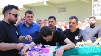 Denizli'deki otobüs kazasında ölen üniversite öğrencisinin cenazesi Manisa'da defnedildi