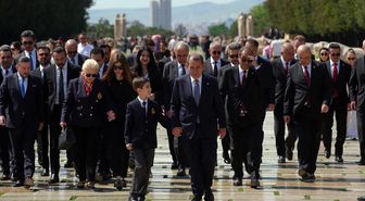 Galatasaray Kulübünden Anıtkabir'e ziyaret