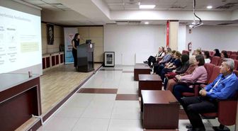 Hastane personeline 'Cilt Kanseri Farkındalık Eğitimi' verildi