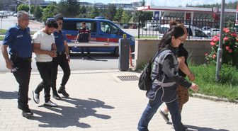Konya'da sahte altın operasyonunda yakalanan 5 şüpheli adliyede