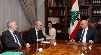 Lübnan Cumhurbaşkanı Avn ile Başbakan Selam, Macron'un Özel Temsilcisi Le Drian'ı kabul etti