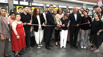 Mersin'de özel gereksinimli çocukların geri dönüşümle yaptığı eserler sergilendi