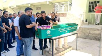 Mezuniyete giderken otobüs kazasında ölen Zehra gözyaşlarıyla uğurlandı