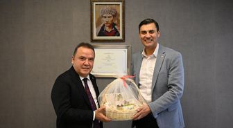 Muhittin Böcek: Ferdi Zeyrek'e 950 bin avro götürdüm