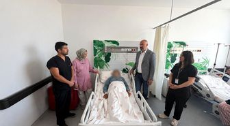 Niğde'de hastanın vücudundaki 7 kiloluk dev tümör başarıyla alındı