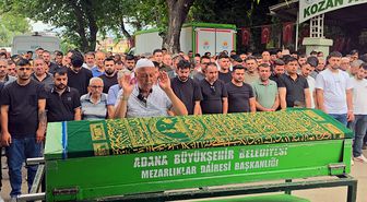Para istediği babası tarafından çıkan tartışmada öldürülmüştü; toprağa verildi