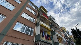 Samsun'da 5. kattan düşen 1,5 yaşındaki çocuk hayatını kaybetti