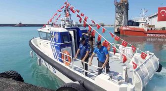 Kastamonu'da şehit polisin adı verilen deniz kontrol botu hizmete alındı