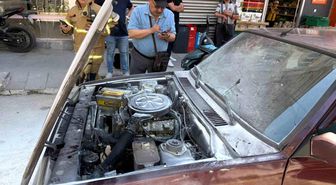 Tofaş aracın motor kısmında çıkan yangın büyümeden söndürüldü