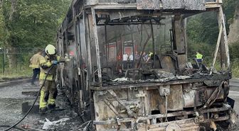 Beykoz'da İETT otobüsü alev alev yandı