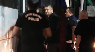 Buca Belediyesi 'yolsuzluk' soruşturmasında 54 şüpheli adliyeye sevk edildi
