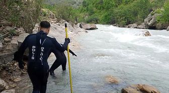 Çayda kaybolan gencin çocuklara boks öğretirken görüntüleri ortaya çıktı