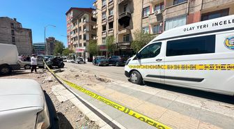 Freni boşalan hafriyat kamyonu, 10 araca çarptı; 5 yaralı