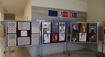 Gölbaşı'nda yıl sonu sergisi açıldı