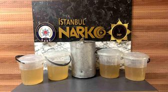 Güngören'de uyuşturucu operasyonu: Alüminyum kazandan 40 kilo sıvı metamfetamin çıktı