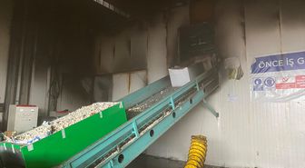 Nazilli'de geri dönüşüm fabrikasında çıkan yangın söndürüldü