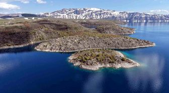 Nemrut Krater Gölü'nde turizm sezonu açıldı